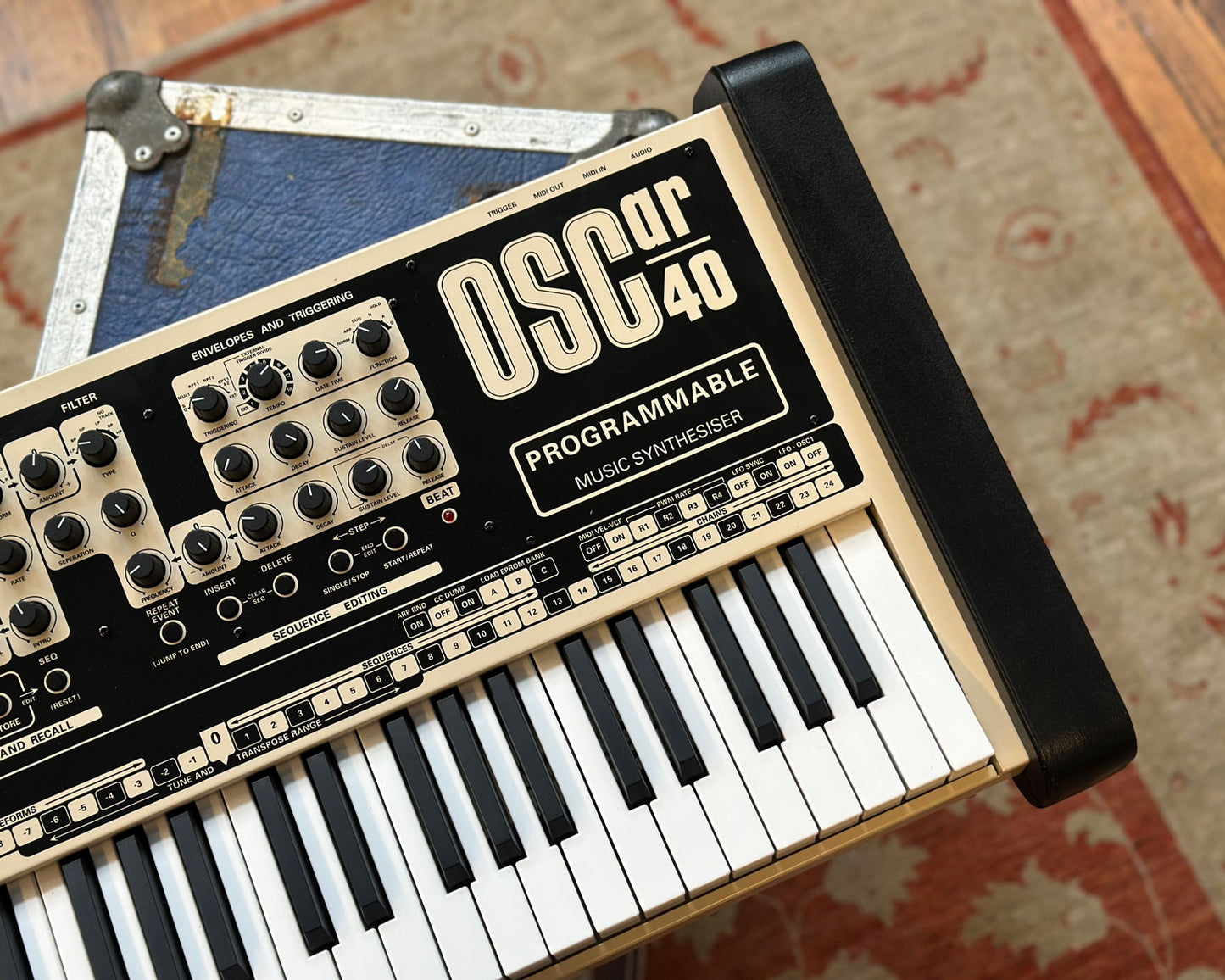 APOB Instruments OSCar40 (Oxford Synthesiser Company Clone)