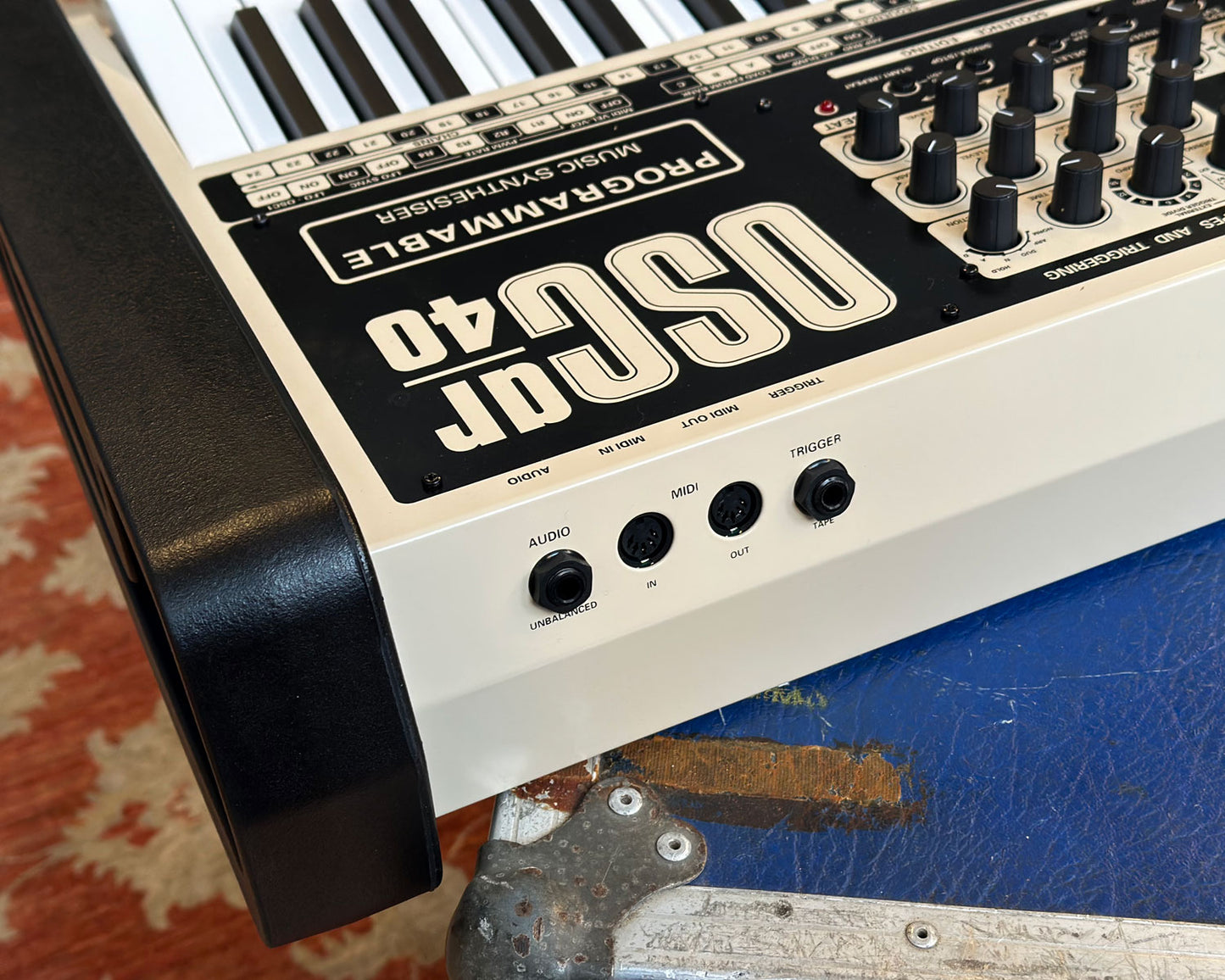 APOB Instruments OSCar40 (Oxford Synthesiser Company Clone)