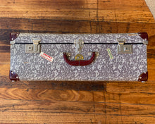 Load image into Gallery viewer, Airport Lifelong Luggage Suitcase 2x10&quot; Cabinet
