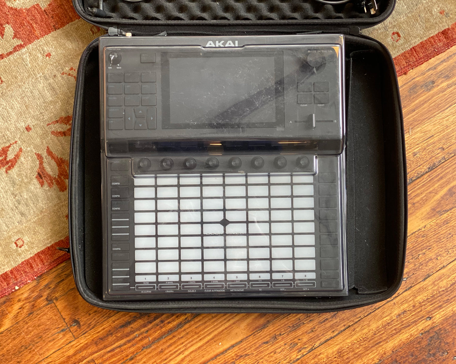Akai Force アカイフォース 1TB 漏っ SSD Gatorバッグ