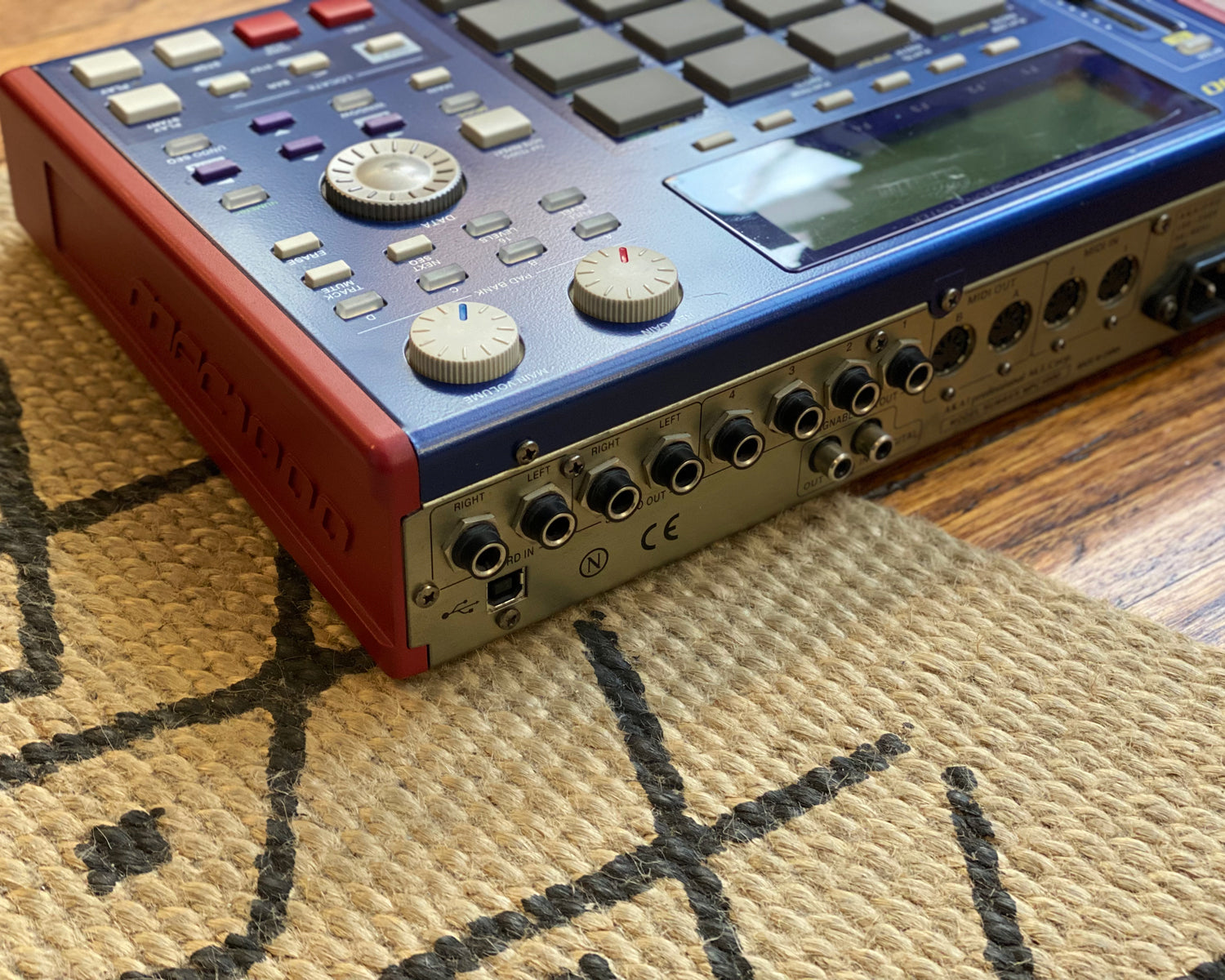 Akai MPC1000 MIDI Production Center - Blue & Red – Found Sound