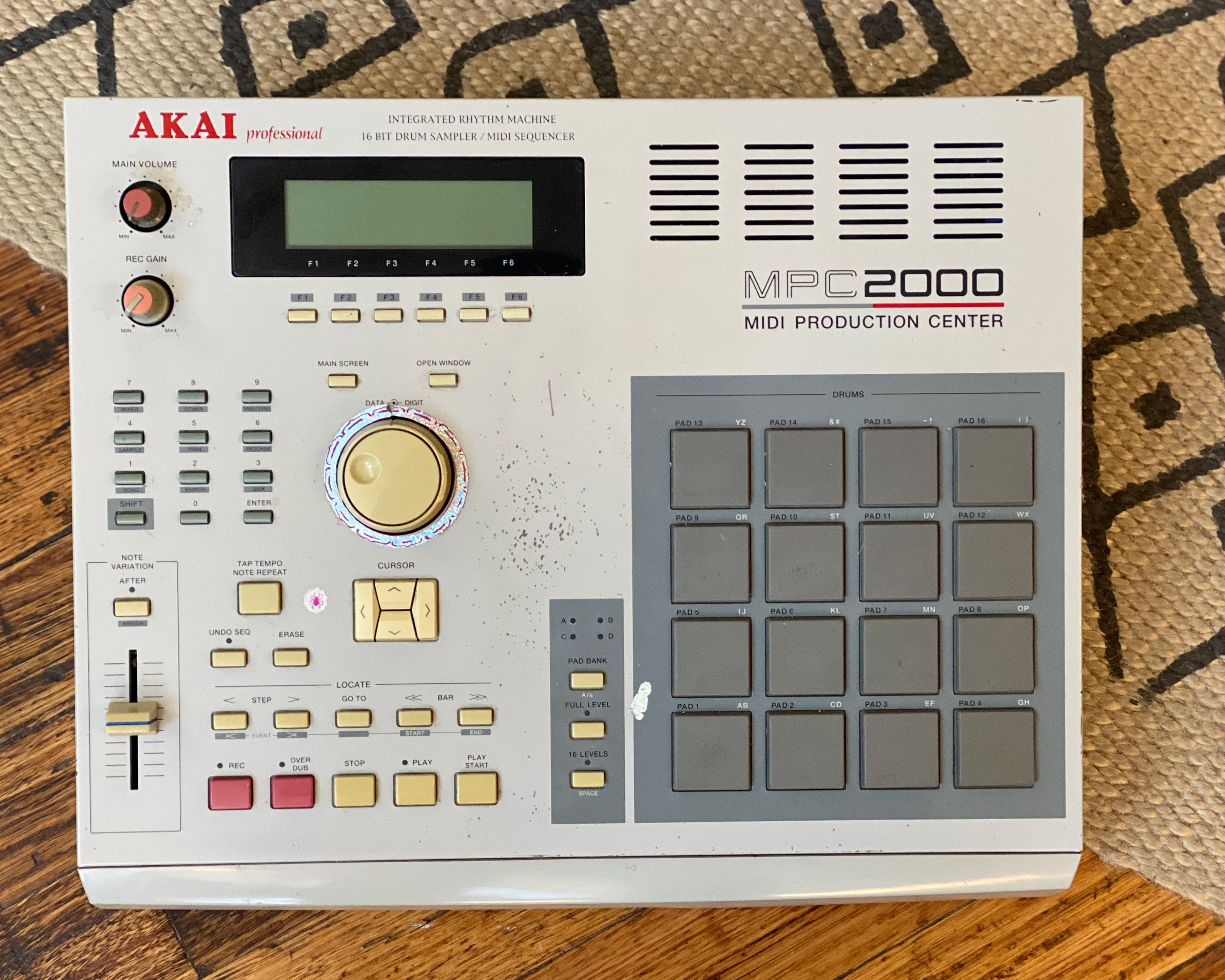 Akai MPC2000 Sampling Drum Machine – Found Sound