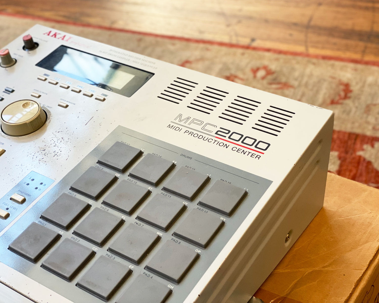 Akai MPC2000 Sampling Drum Machine – Found Sound