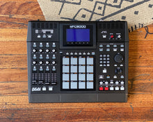 Load image into Gallery viewer, Akai MPC5000 Music Production Drum Machine with Synthesizer
