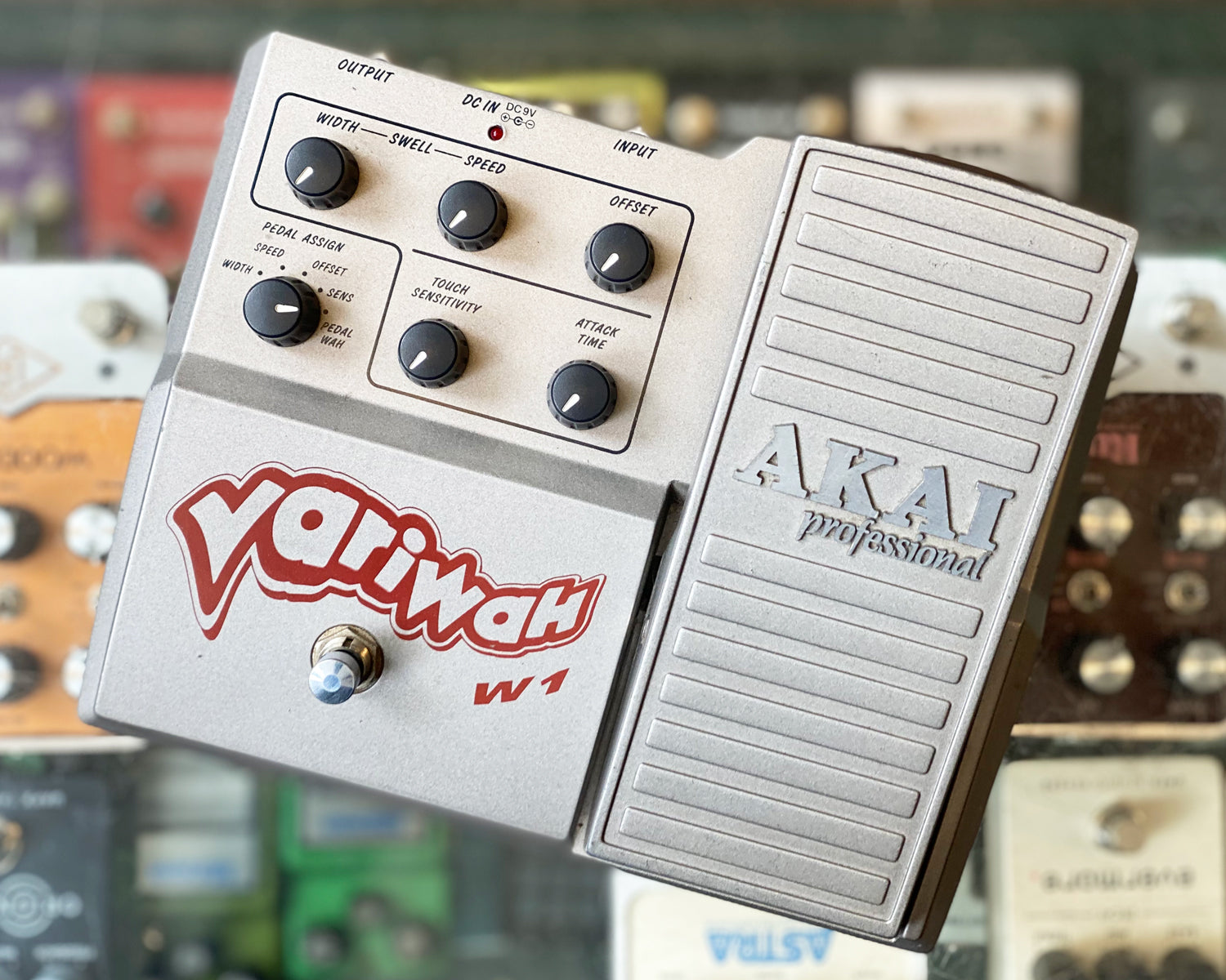 【希少】韓国 製 AKAI VARI WAH W1 エフェクター 希少】韓国 製 AKAI VARI WAH W1 エフェクター AKAI VariWah W1