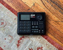 Load image into Gallery viewer, AKAI XR-20 Beat Production Centre

