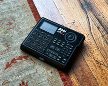Load image into Gallery viewer, AKAI XR-20 Beat Production Centre
