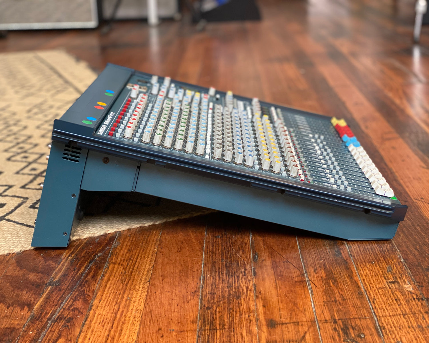 Allen & Heath MixWizard WZ3 14:4:2 – Found Sound