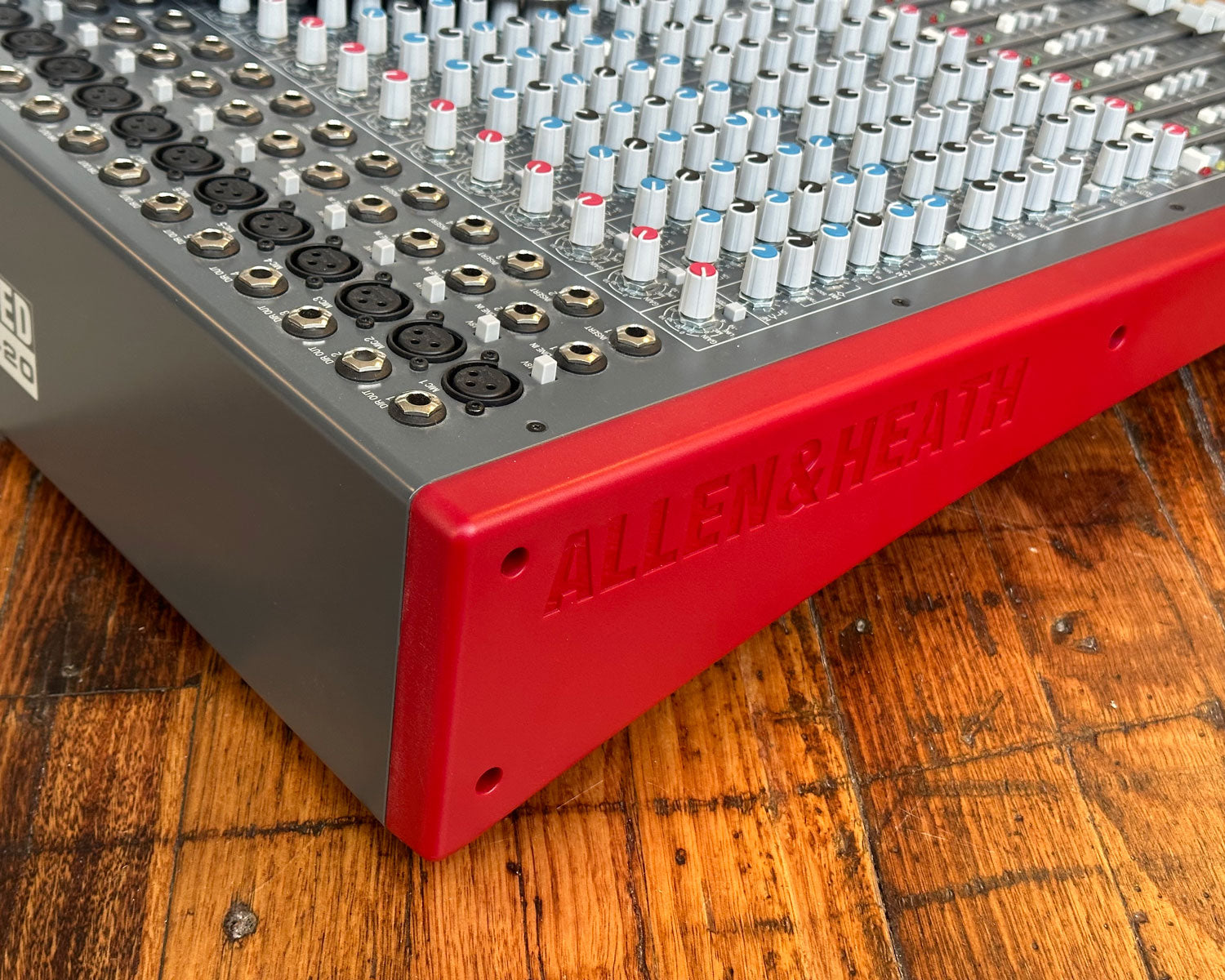 Allen & Heath ZED-420 – Found Sound