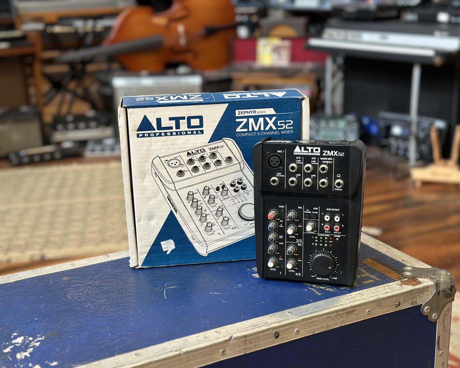Alto ZMX52 5-Channel Mixer – Found Sound