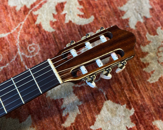 Amada 4735 Classical Guitar