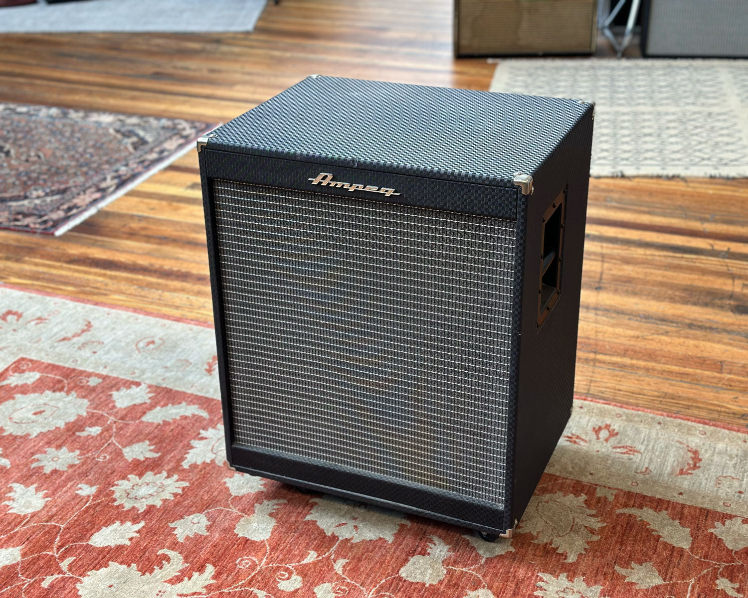 Ampeg PF-410HLF Portaflex 800 Watt 4x10