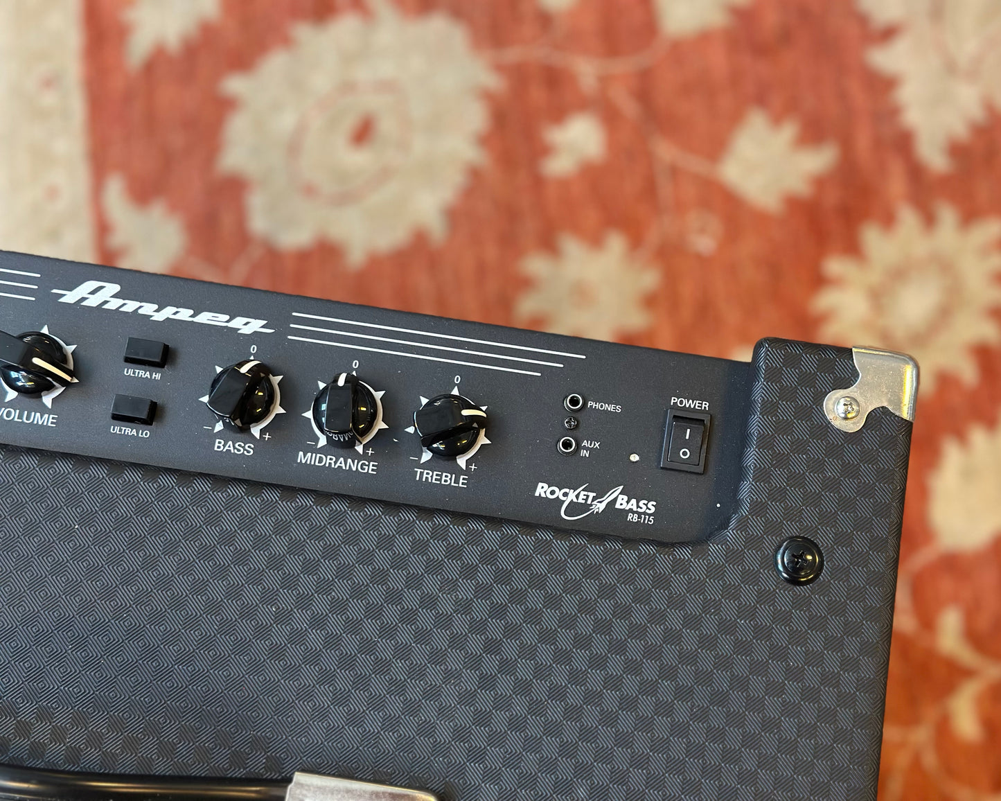 Ampeg Rocket Bass 115 200 Watt Bass Combo
