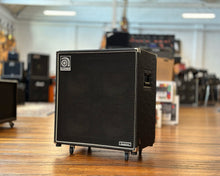 Load image into Gallery viewer, Ampeg SVT 410 HE Classic Bass Cabinet
