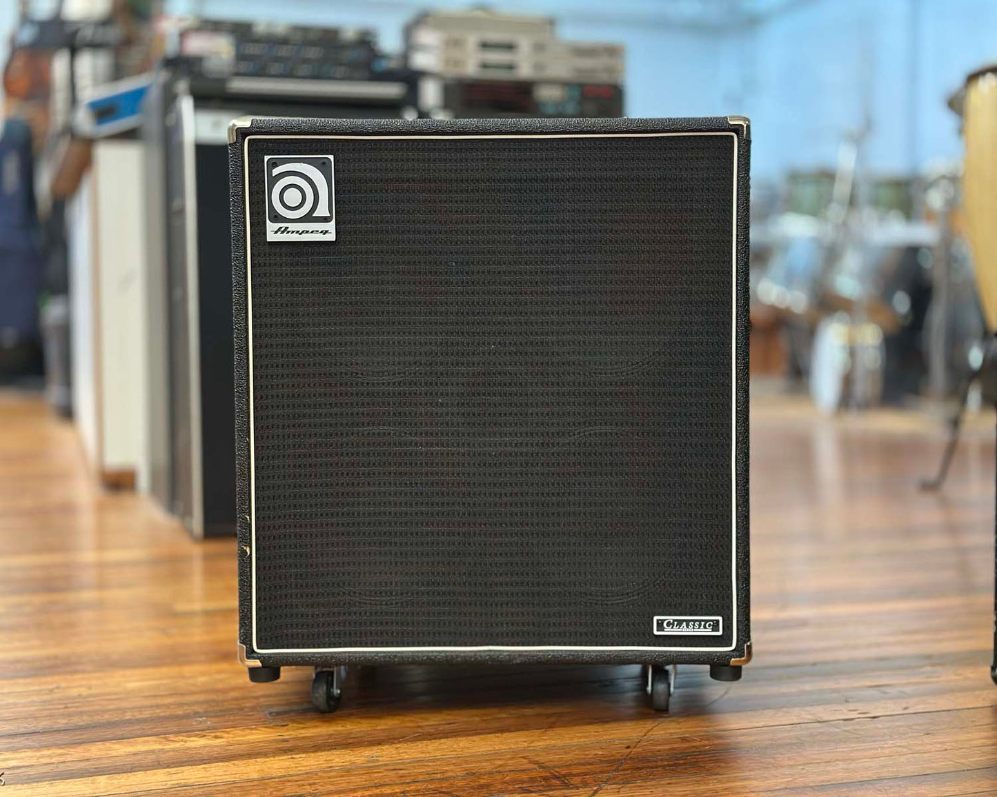 Ampeg SVT 410 HE 500 Watt 4x10" 8Ω Classic Bass Cabinet