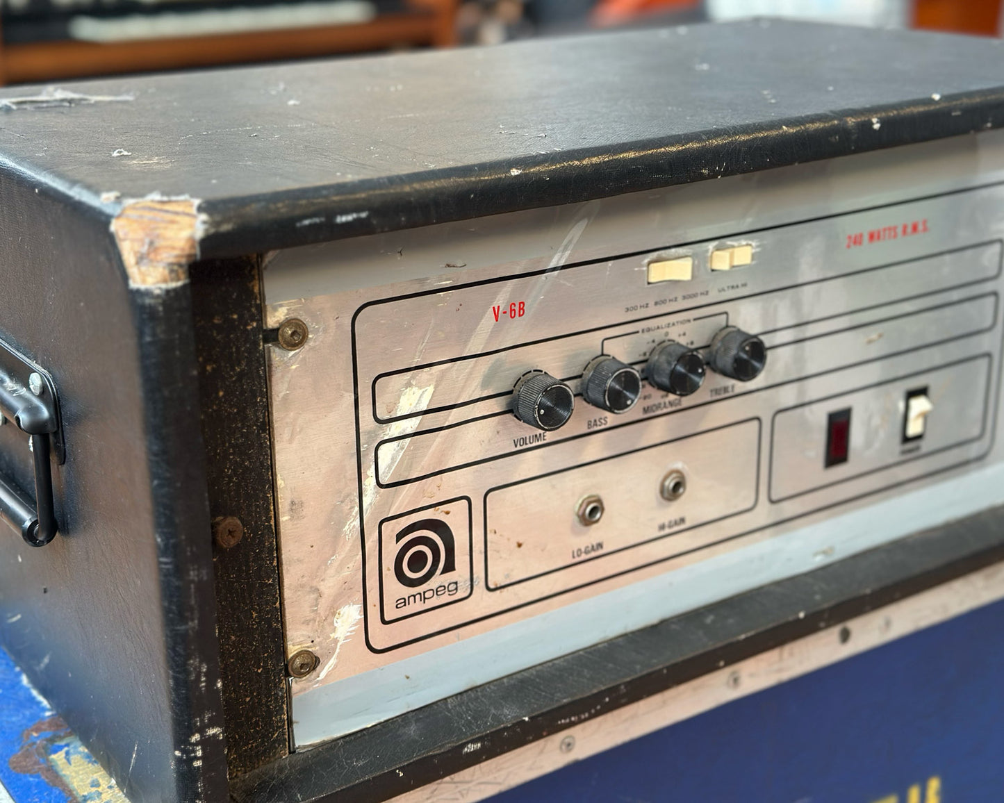 1970s Ampeg V-6B 120 Watt Solid-State Bass Head
