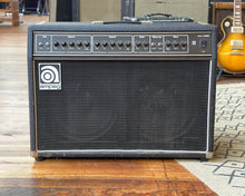 Load image into Gallery viewer, Ampeg VH-140C 2 x 12 Combo
