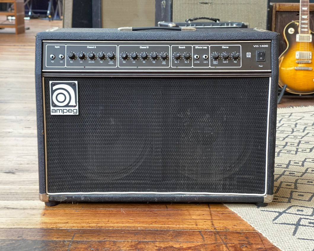 Ampeg VH-140C 2 x 12 Combo