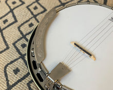 Load image into Gallery viewer, Aria 5 String Banjo
