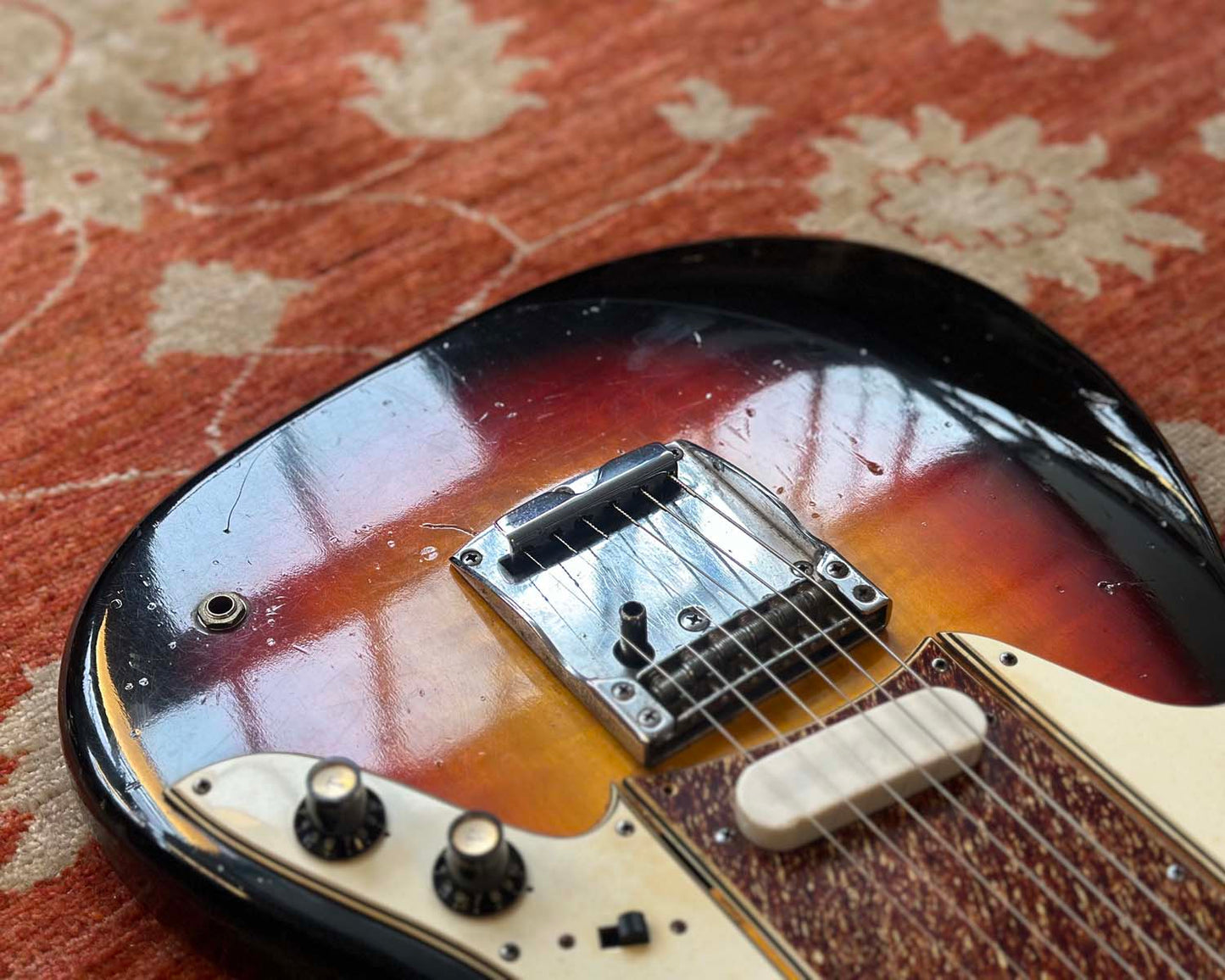 1960s Aria Diamond