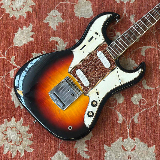 1960s Aria Diamond