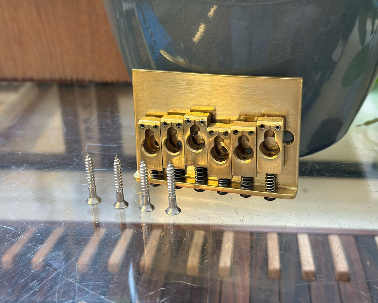 Armadillo Machine Works Vintage Brass 'L' Bridge