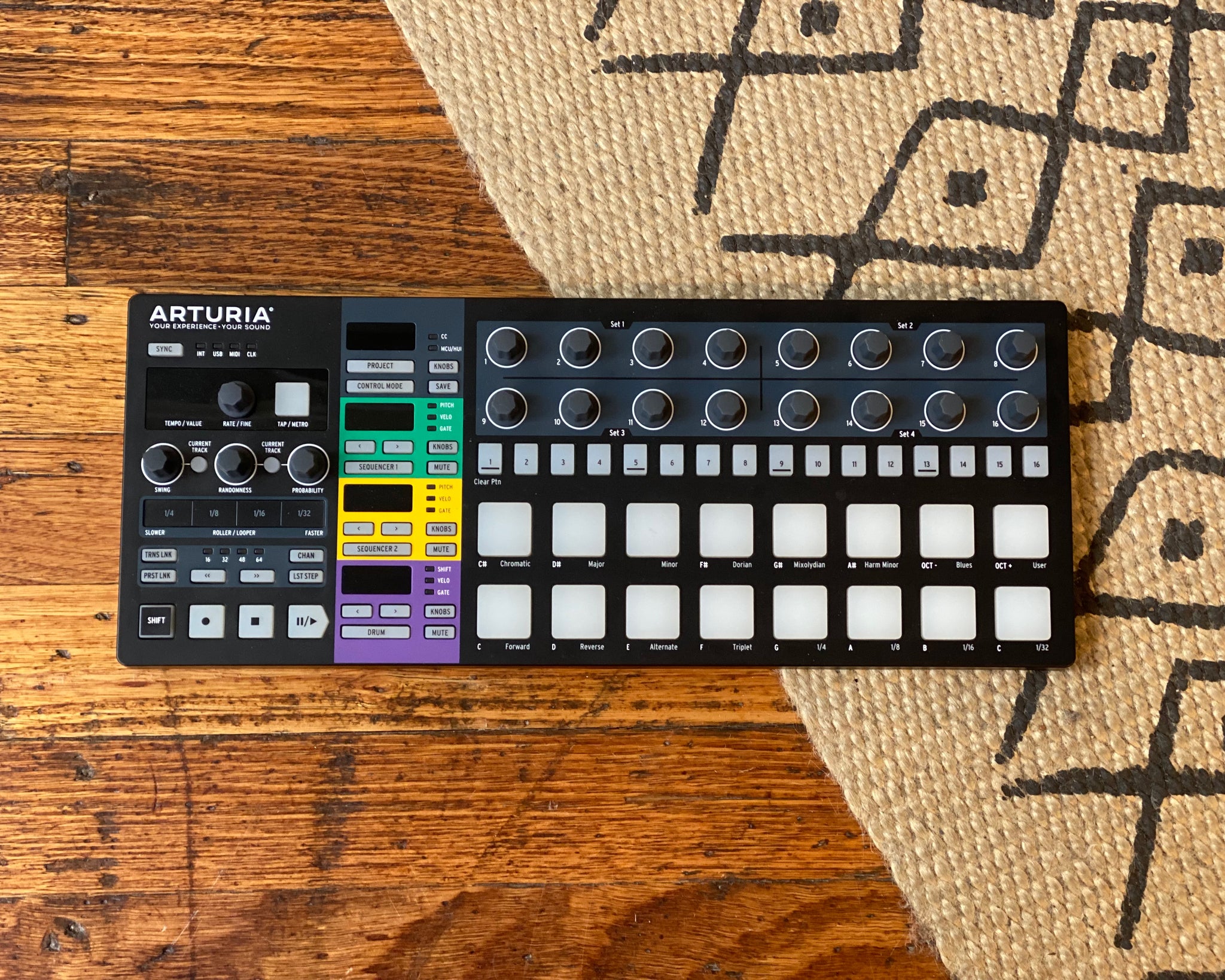 極美品・付属品多数✨ ARTURIA BEATSTEP PRO シーケンサー Arturia Beatstep Pro Controller and Sequencer – DJ TechTools