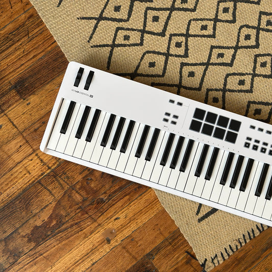 Arturia KeyLab Essential 88 mk3 - White