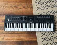 Load image into Gallery viewer, Arturia Keylab 61 Mk2 - Black
