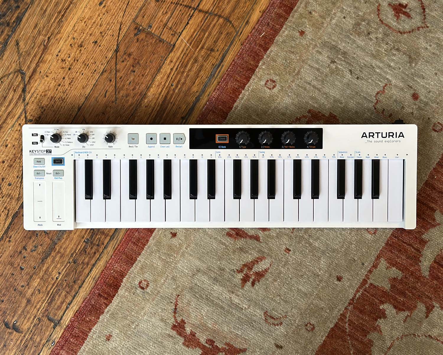 Arturia Keystep 37 white Arturia Keystep 37 - White
