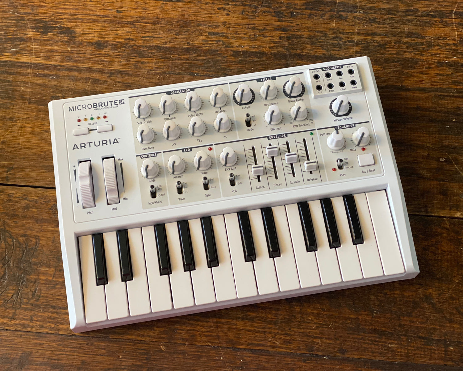 Arturia MicroBrute SE