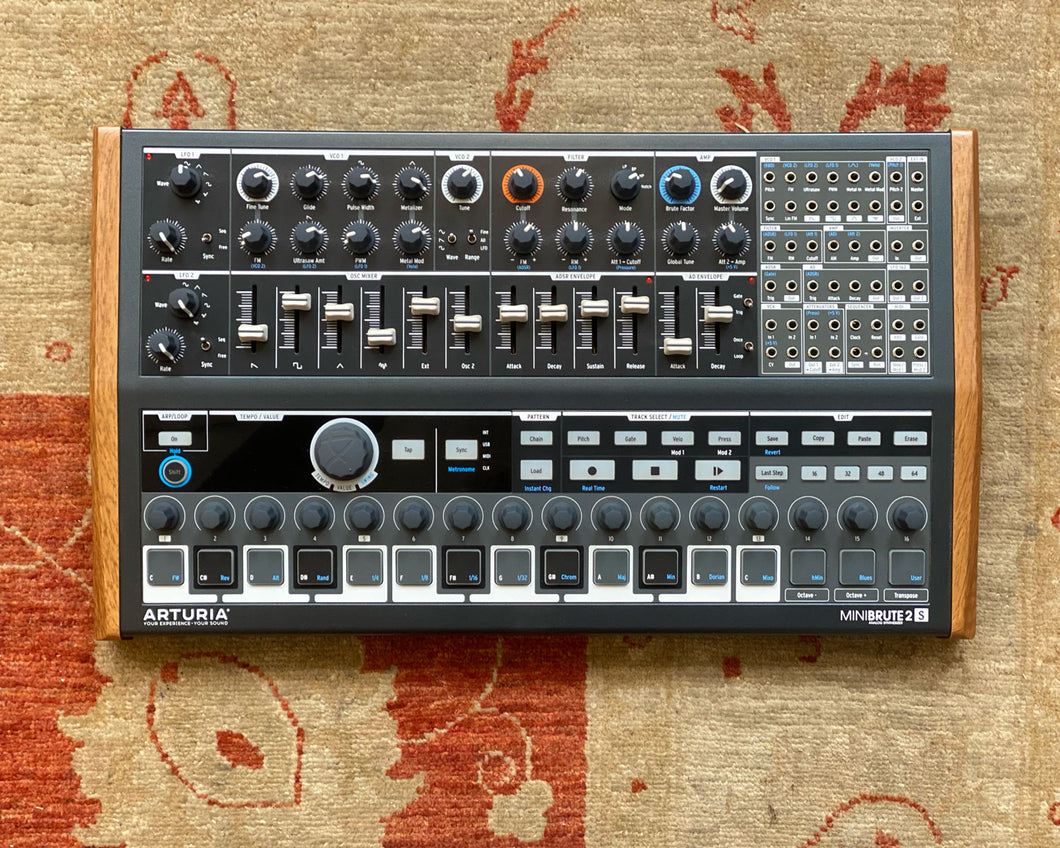 Arturia MiniBrute 2S