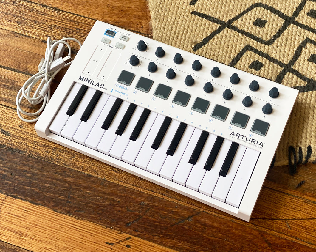 Arturia MiniLab mk2