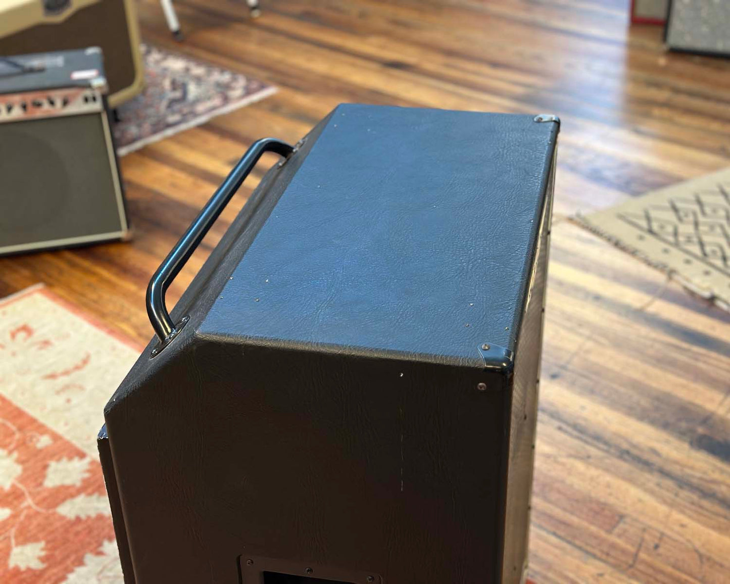 Ashdown ABM 610 900W 4Ω Bass Cabinet