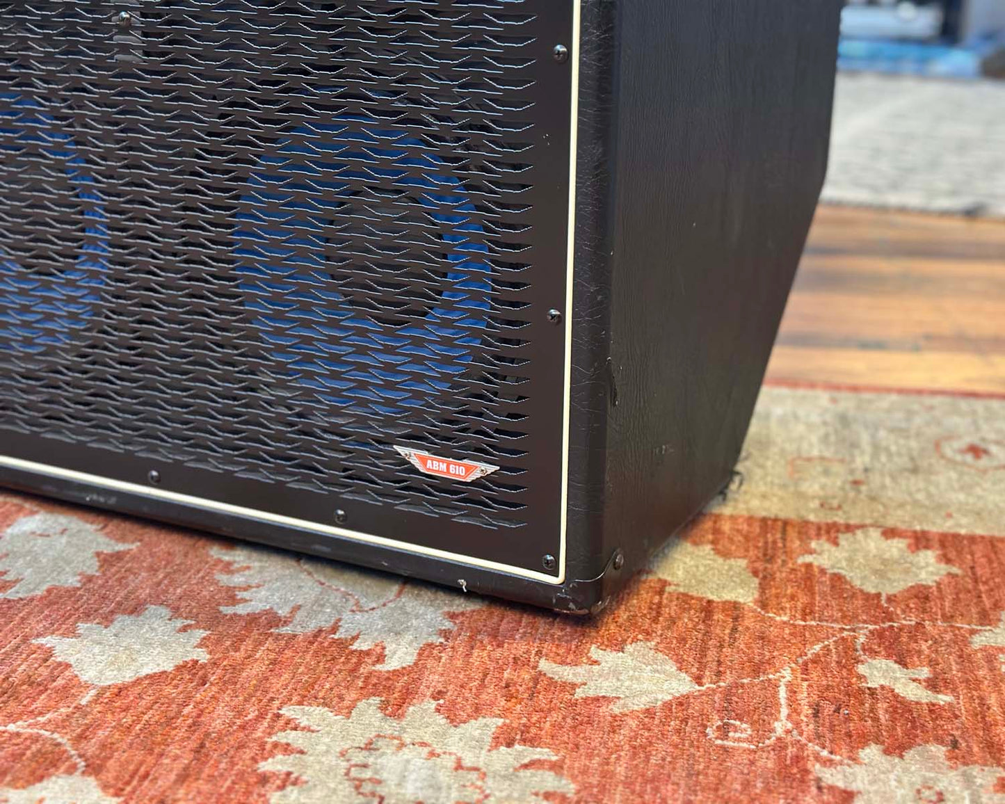 Ashdown ABM 610 900W 4Ω Bass Cabinet