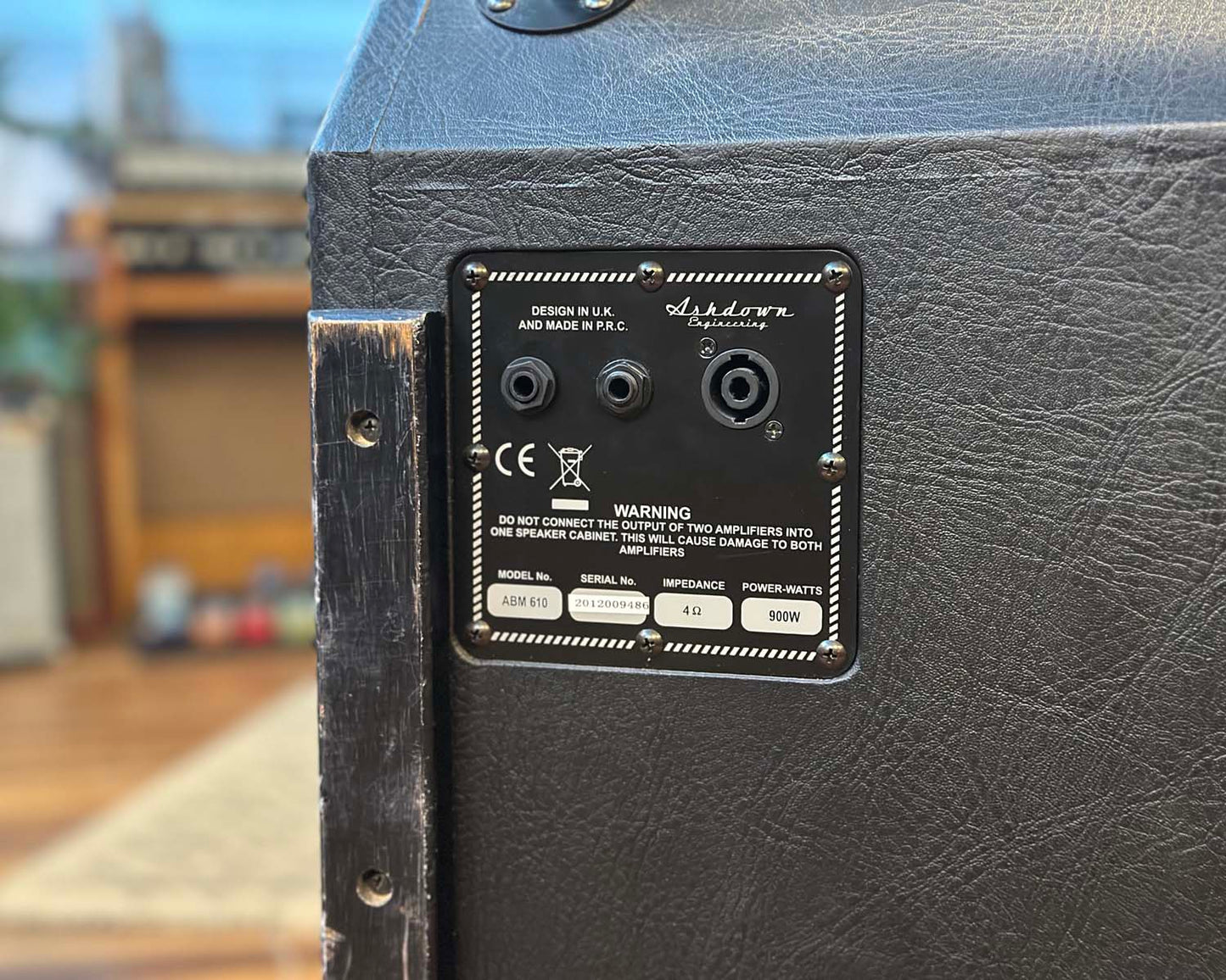 Ashdown ABM 610 900W 4Ω Bass Cabinet