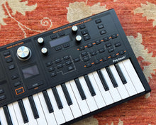Load image into Gallery viewer, Ashun Sound Machines Hydrasynth Explorer
