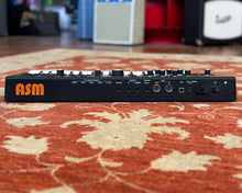 Load image into Gallery viewer, Ashun Sound Machines Hydrasynth Explorer
