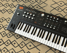 Load image into Gallery viewer, Ashun Sound Machines Hydrasynth Keyboard
