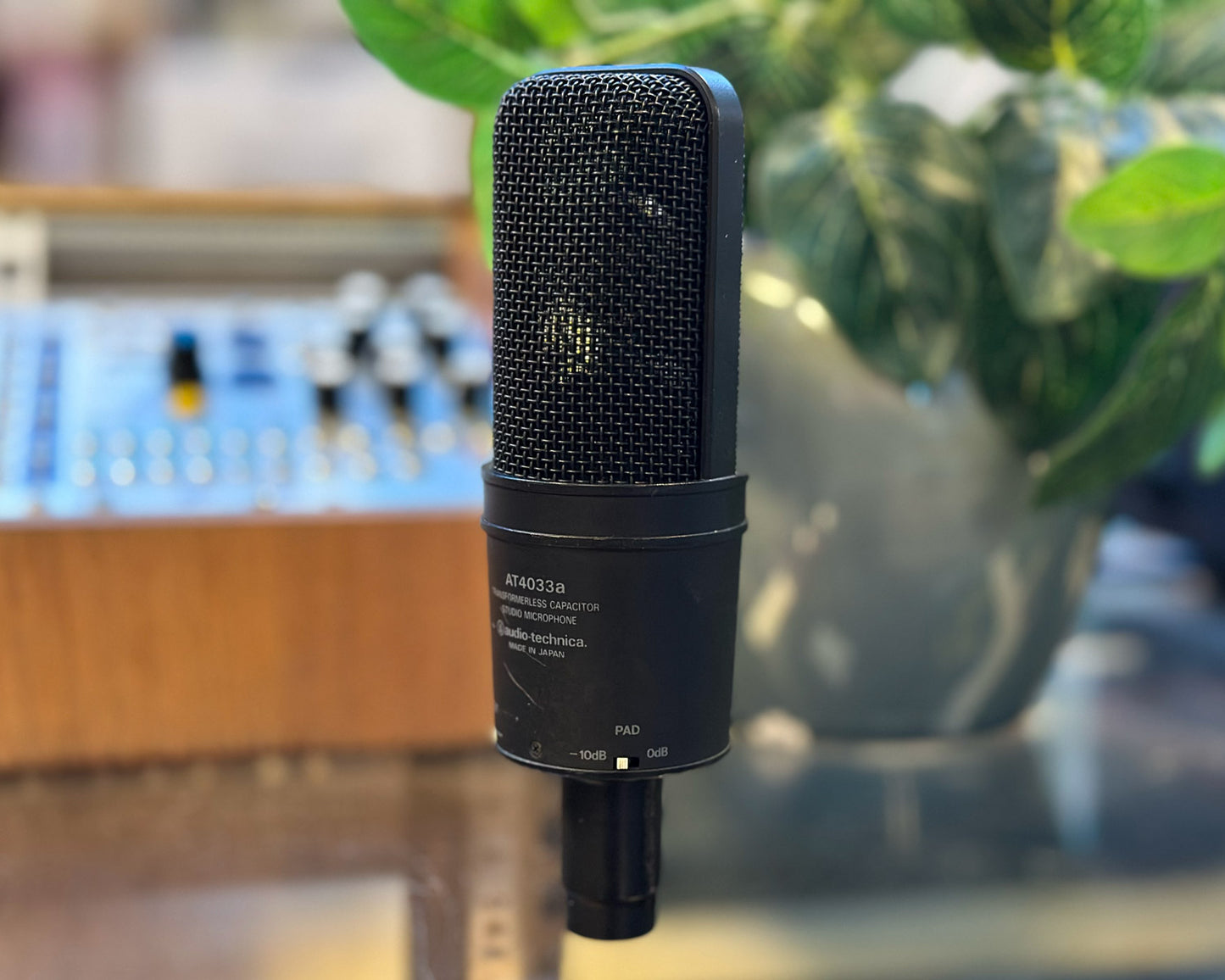 Audio Technica AT4033A Cardioid Condenser Microphone