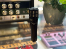 Load image into Gallery viewer, Audix I5 Cardioid Dynamic Instrument Microphone
