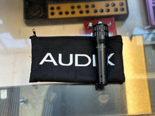 Load image into Gallery viewer, Audix I5 Cardioid Dynamic Instrument Microphone

