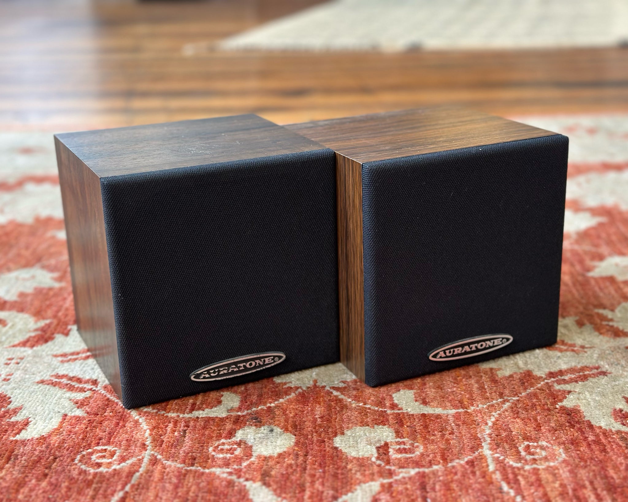 Auratone Super-Sound-Cube Passive Reference Monitors - Pair Auratone Super-Sound-Cube Passive Reference Monitors - Pair