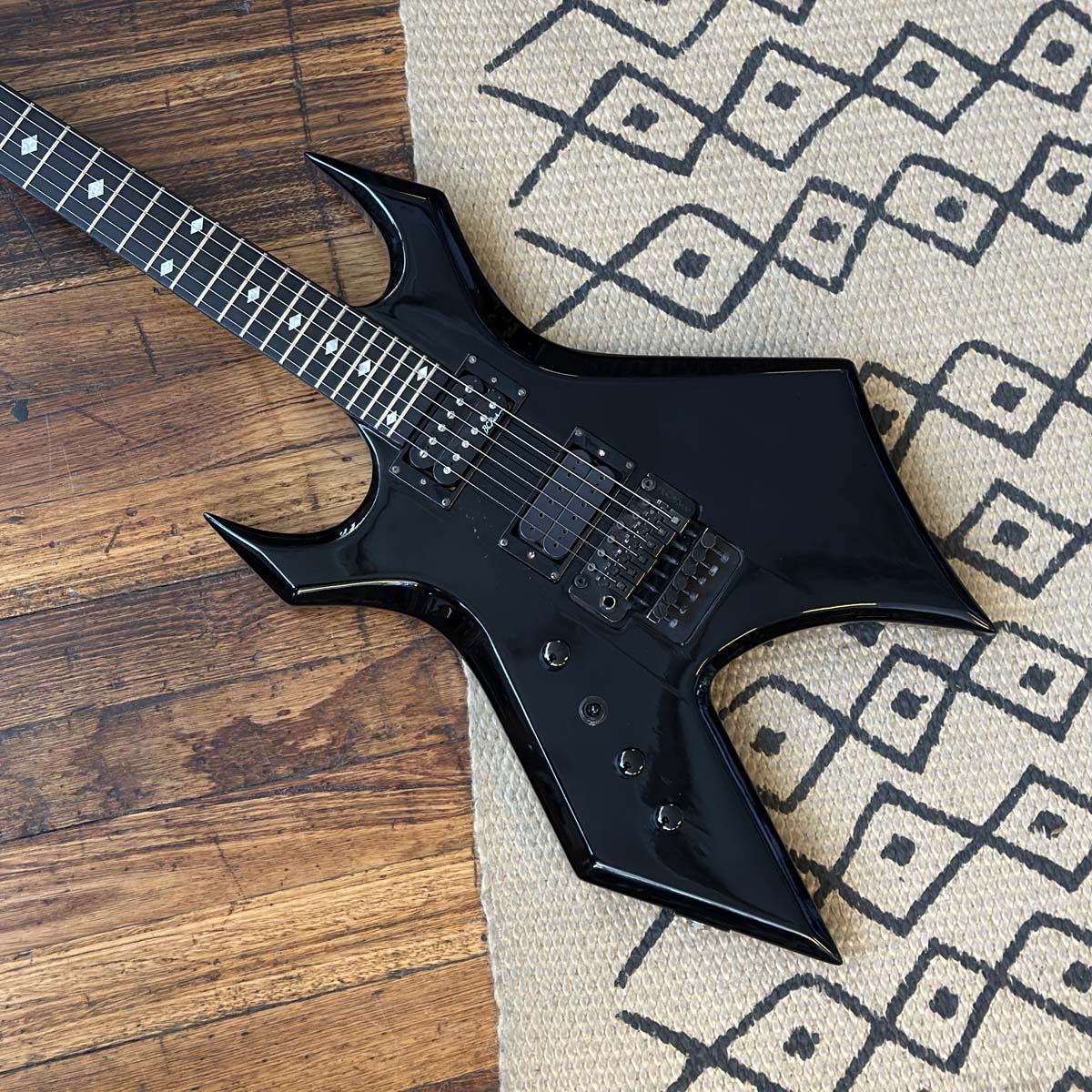 BC Rich Warlock NJ Series - Left-Handed w/ Widow Headstock, Diamond Inlays
