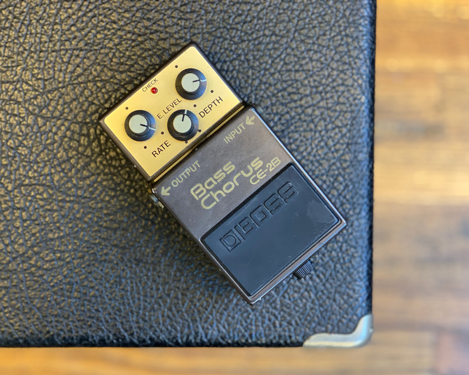 BOSS CE-2B Bass Chorus – Found Sound