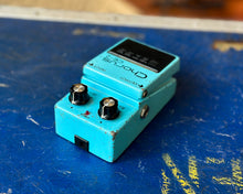 Load image into Gallery viewer, BOSS CE-2 Chorus Compact Effects Pedal
