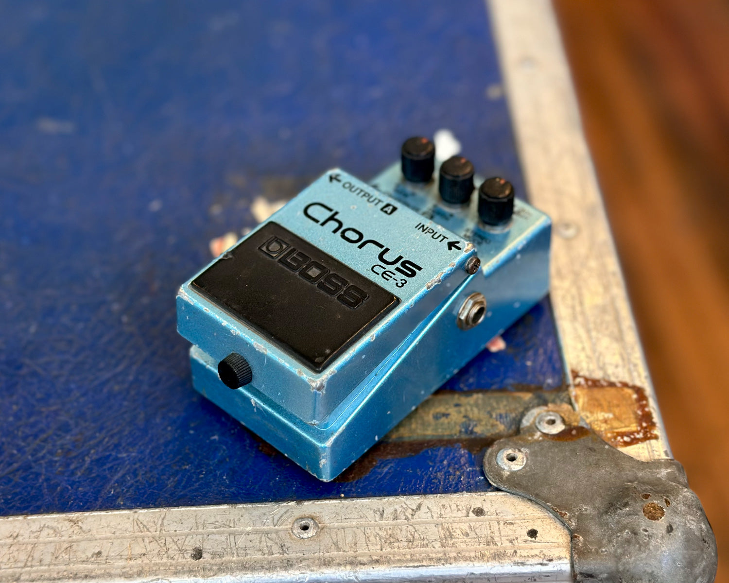 BOSS CE-3 Analogue Chorus Pedal – Found Sound