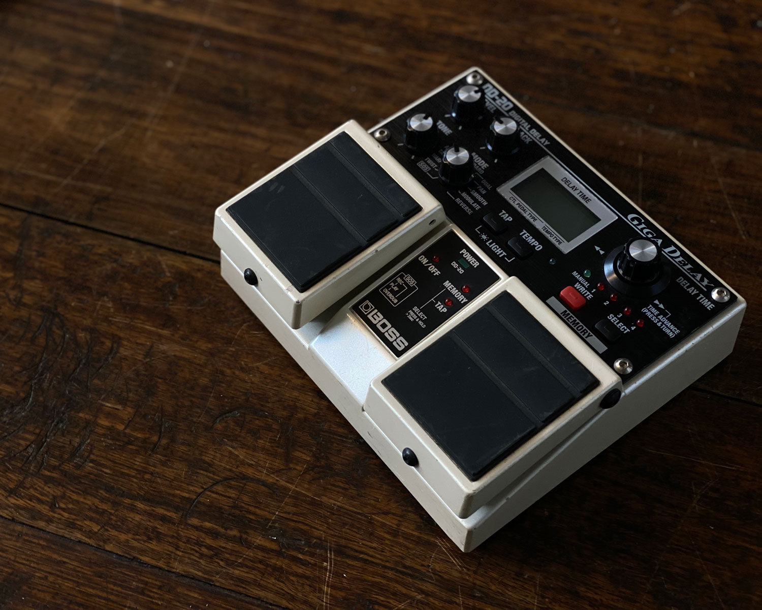 BOSS DD-20 Giga Delay