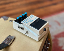 Load image into Gallery viewer, BOSS DD-5 Digital Delay w/Mod
