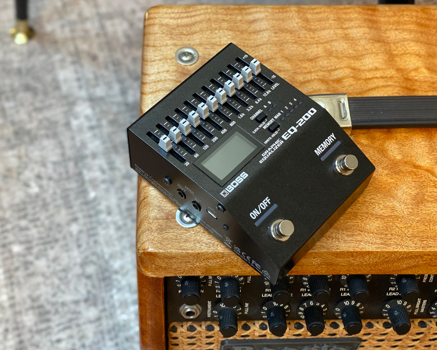 BOSS ( ボス ) / EQ-200　GRAPHIC EQUALIZER BOSS EQ-200 Graphic Equalizer Pedal : Amazon.ca: Musical